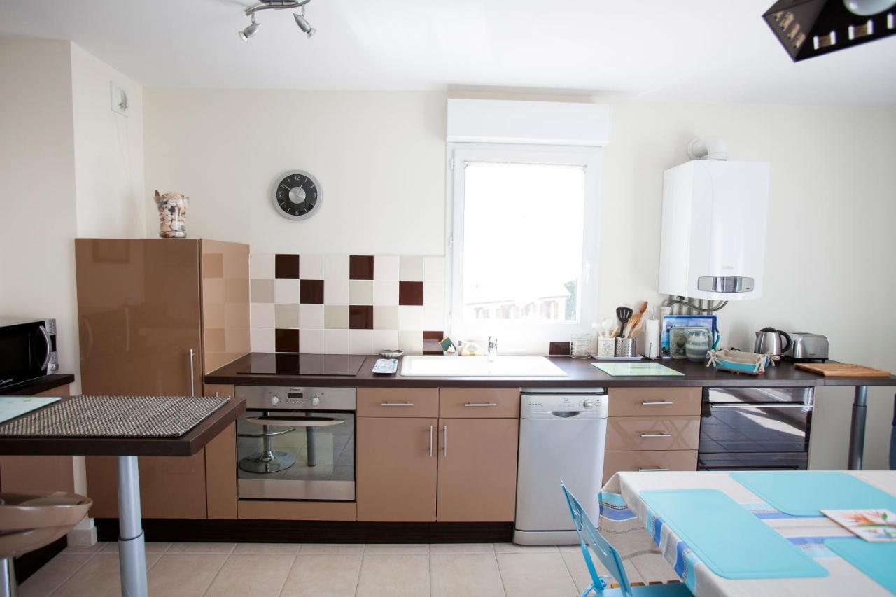 Appart Residence Proche Plage Avec Piscine Et Parking Couvert Prive 玛维尔弗朗斯维尔 外观 照片